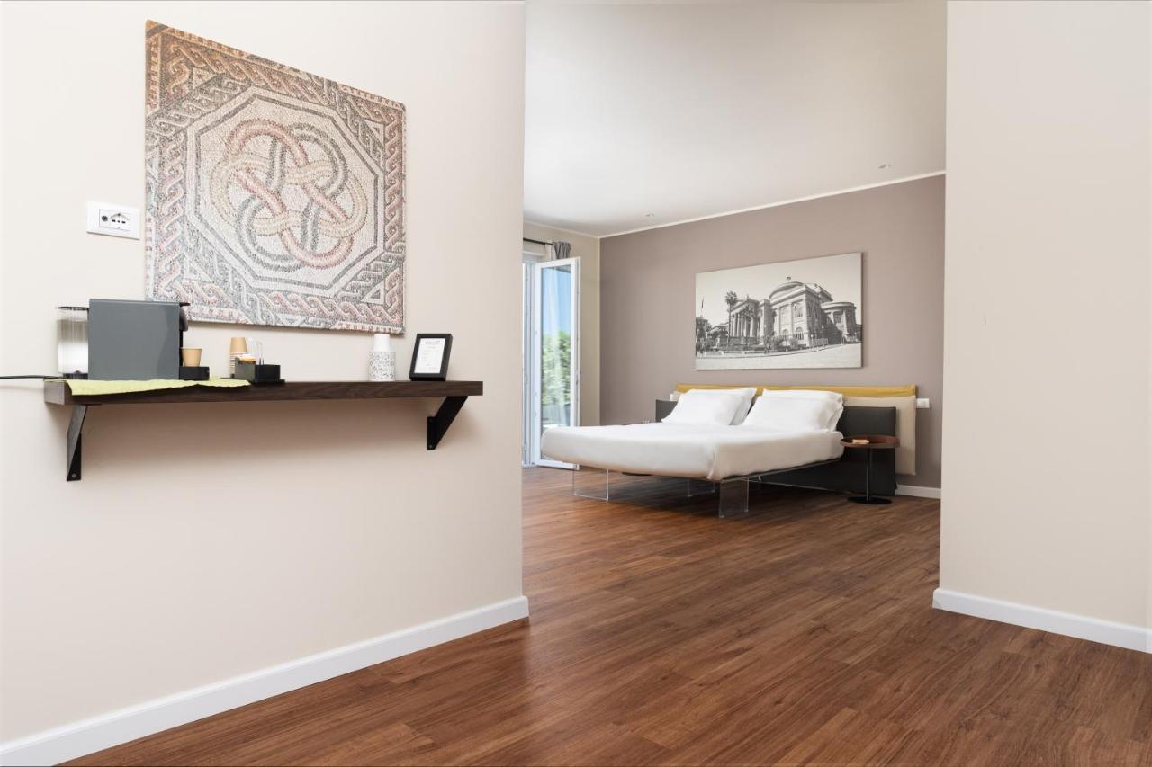Suite Al Centro Di Palermo Con Terrazza Privata Екстер'єр фото