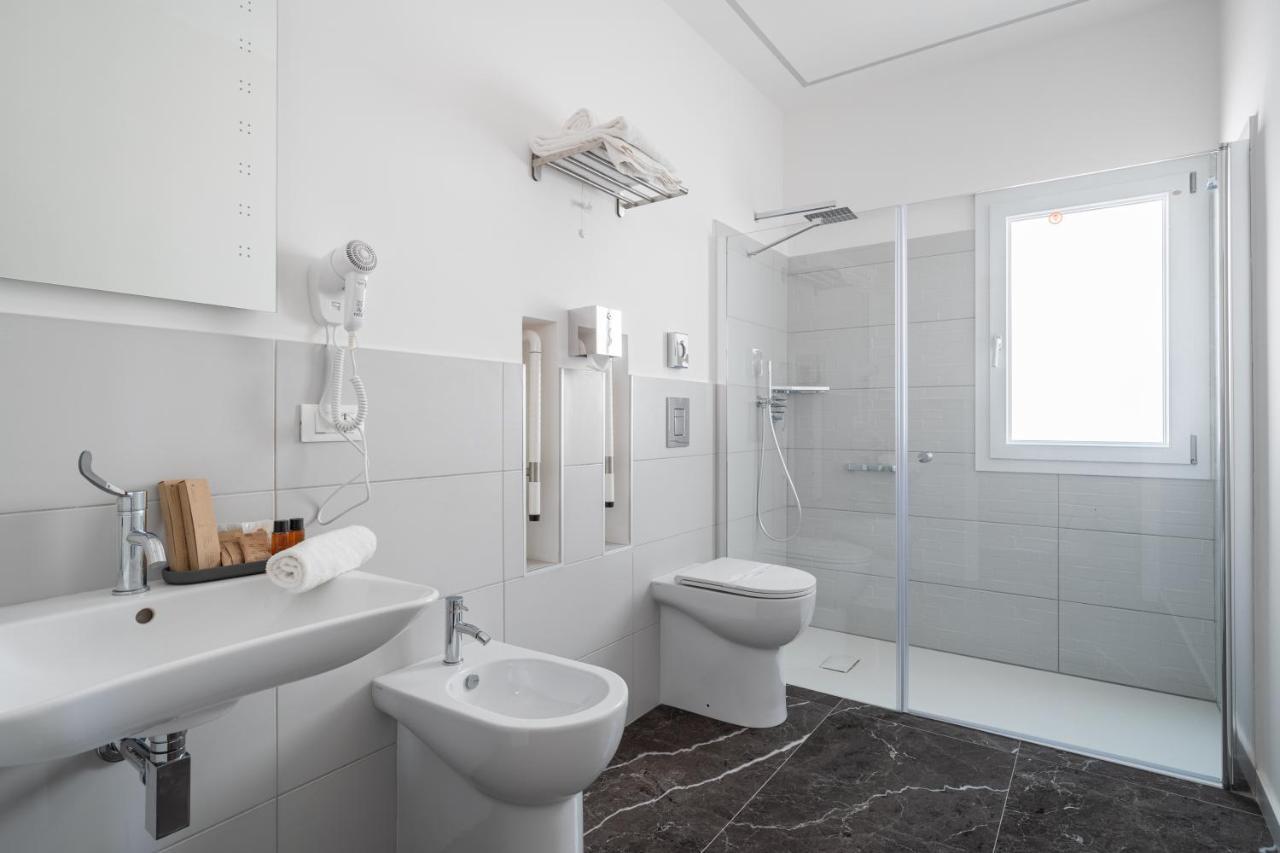 Suite Al Centro Di Palermo Con Terrazza Privata Екстер'єр фото